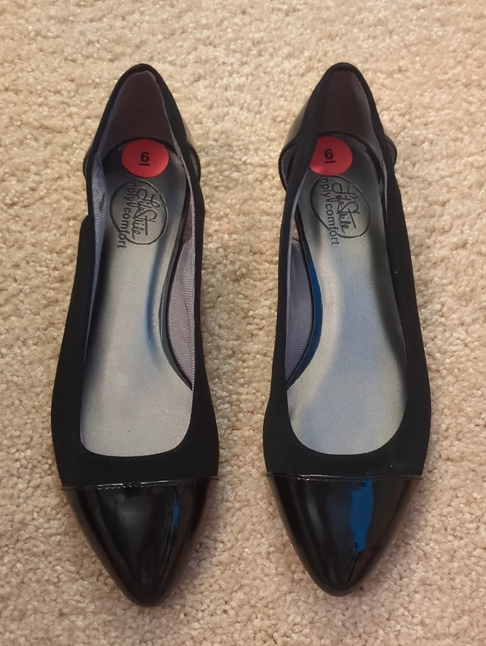 Life Stride Black Pointed Toe Slip-On Flats